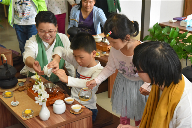 天府唱响四季歌 禅韵茶香飘蓉城——中华原创禅茶音乐会在成都举行