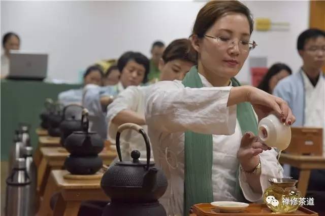 图说｜青青世界 禅修茶道两班同开