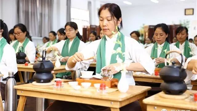 Advanced Chan Tea Class - Settle down and be mindful in the present