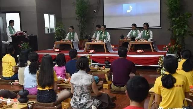 Chan Tea Culture Exchange between China and USA