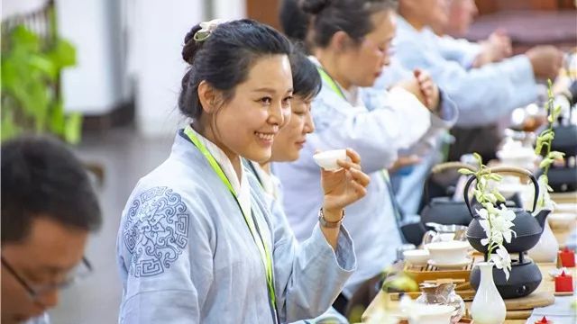 吾生有涯 而知无涯 ——禅修茶道精进班开班