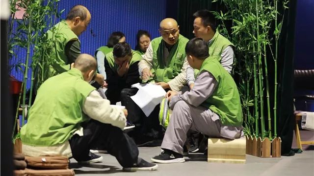 义工篇｜他们有一个共同的名字