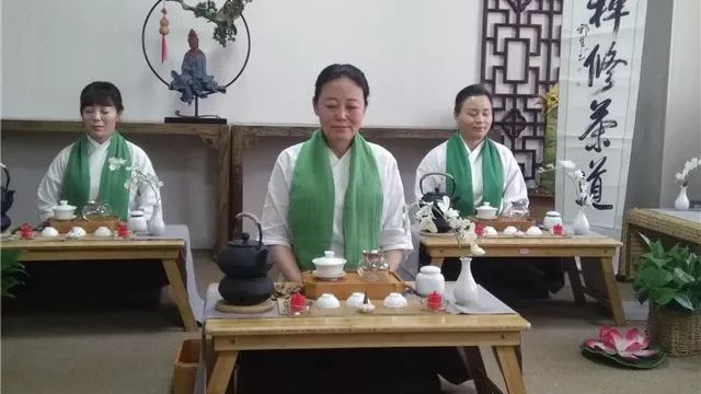 张店｜谷雨乍过茶事好 鼎汤初沸有朋来