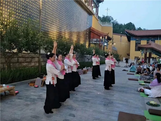 讲师内训北方班｜一场沁透心灵的禅茶瑜伽茶会盛宴