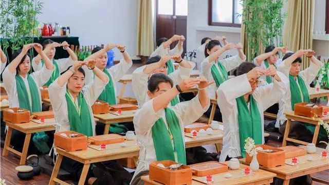 初级讲习班｜ 禅修茶道让我身心轻松
