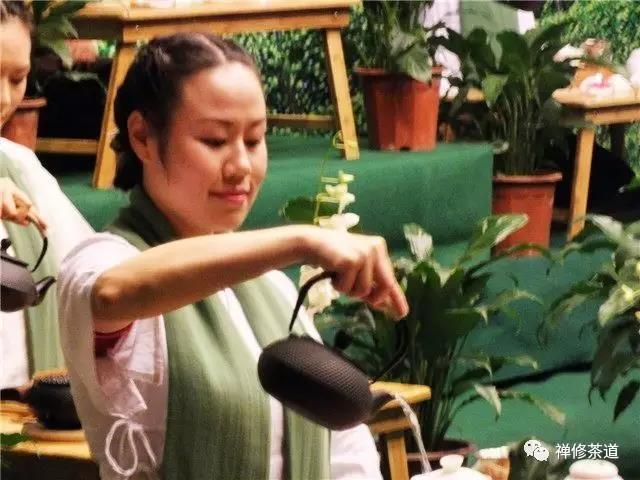 美文回放｜非茶人的非禅语