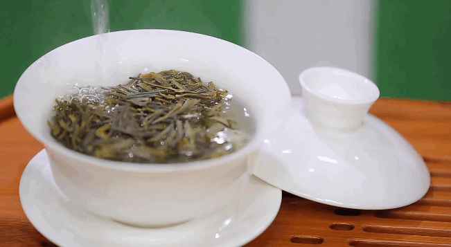 《轻松学泡茶》丨绿茶系列——崂山绿茶的冲泡方法
