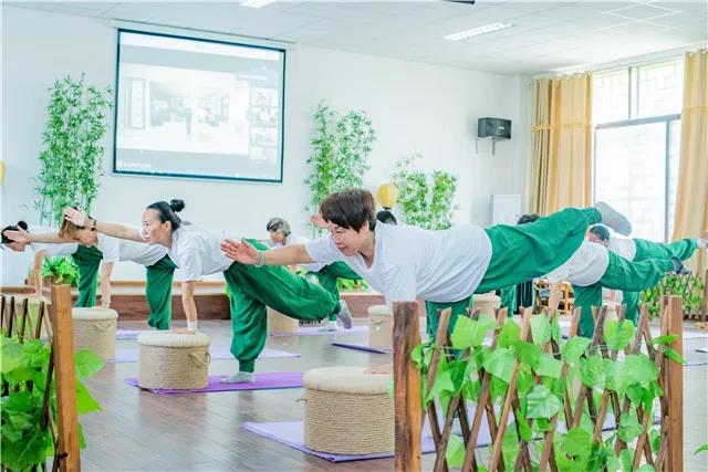 网络课程•茶道瑜伽｜禅从静中来，也从动中起