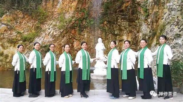 禅修茶道初级讲习班在蕉岭龙潭寺开