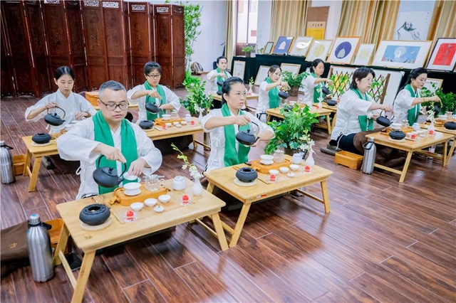 初级增益班|不用担心，人生总能笑着活下去